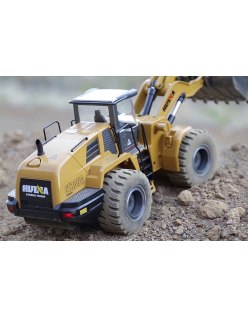 Huina 1583 1/14 Alloy 10ch 2.4G Wheeled Loader | Big Bang Hobbies